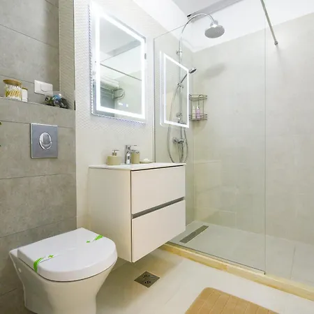 Blue Luxury On Mamaja