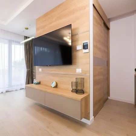 Blue Luxury On Mamaja