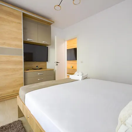 Apartament Blue Luxury On Mamaja