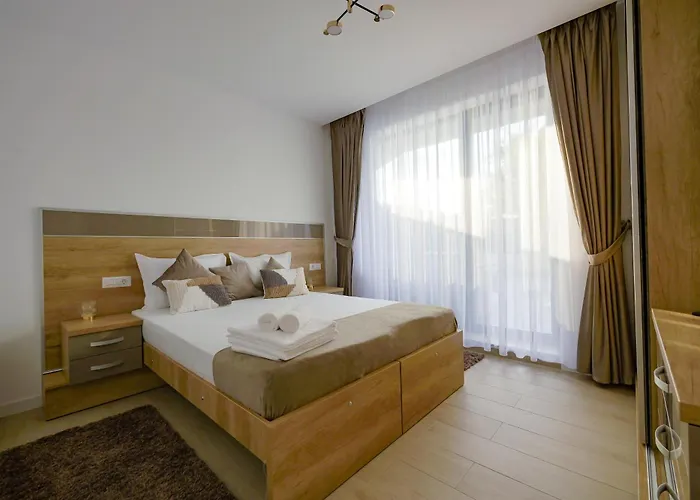 Blue Luxury On * Mamaia